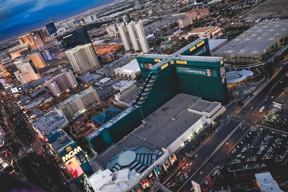Mgm Grand Hotel & Casino By Suiteness Лас-Вегас Экстерьер фото